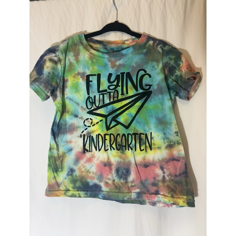 Kids Kindergarten T Shirt‎ Flyin Outta Kindergarten 4/5 Q20